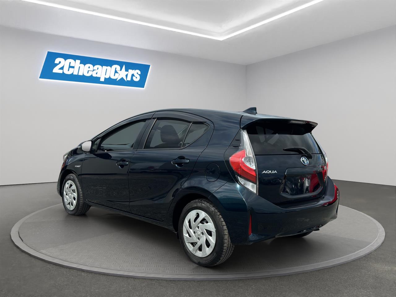 2017 Toyota Aqua S New Shape Hatchback SMART KEY + AUTO LIGHTS + GREAT FUEL EFFICIENCY