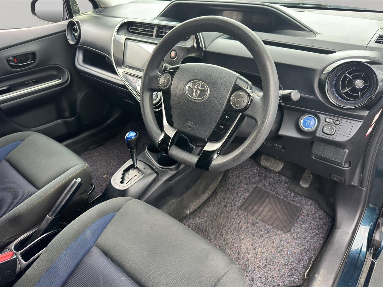 2017 Toyota Aqua S New Shape Hatchback SMART KEY + AUTO LIGHTS + GREAT FUEL EFFICIENCY