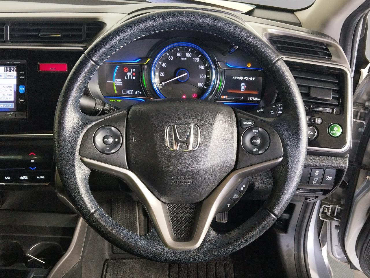 2017 Honda Grace Hybrid Sedan CRUISE CONTROL + REVERSING CAMERA