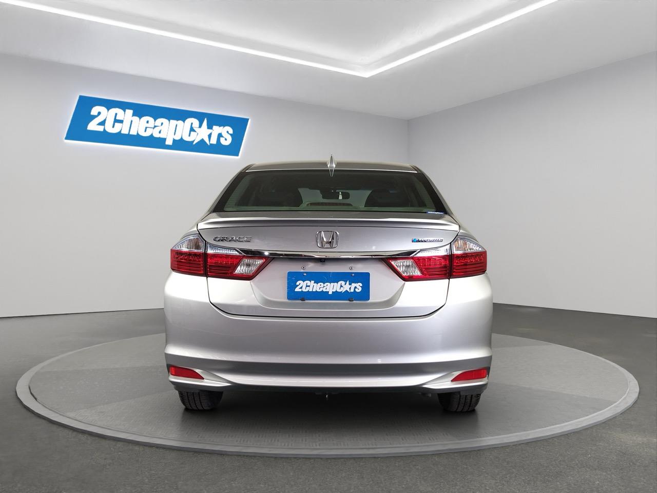 2017 Honda Grace Hybrid Sedan CRUISE CONTROL + REVERSING CAMERA