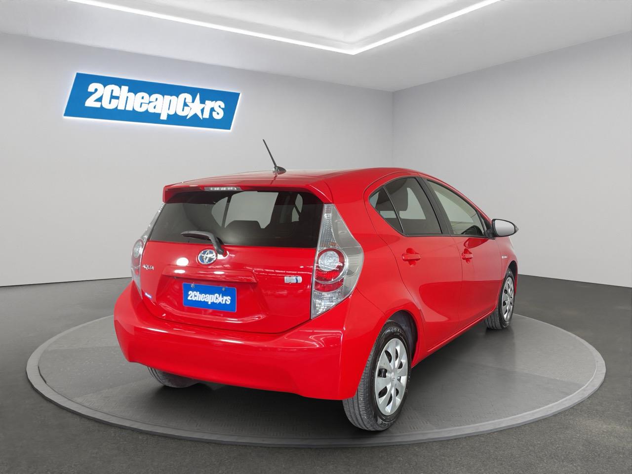 2014 Toyota Aqua S Hatchback LOW KMS + REVERSING CAMERA + AUTO LIGHTS 