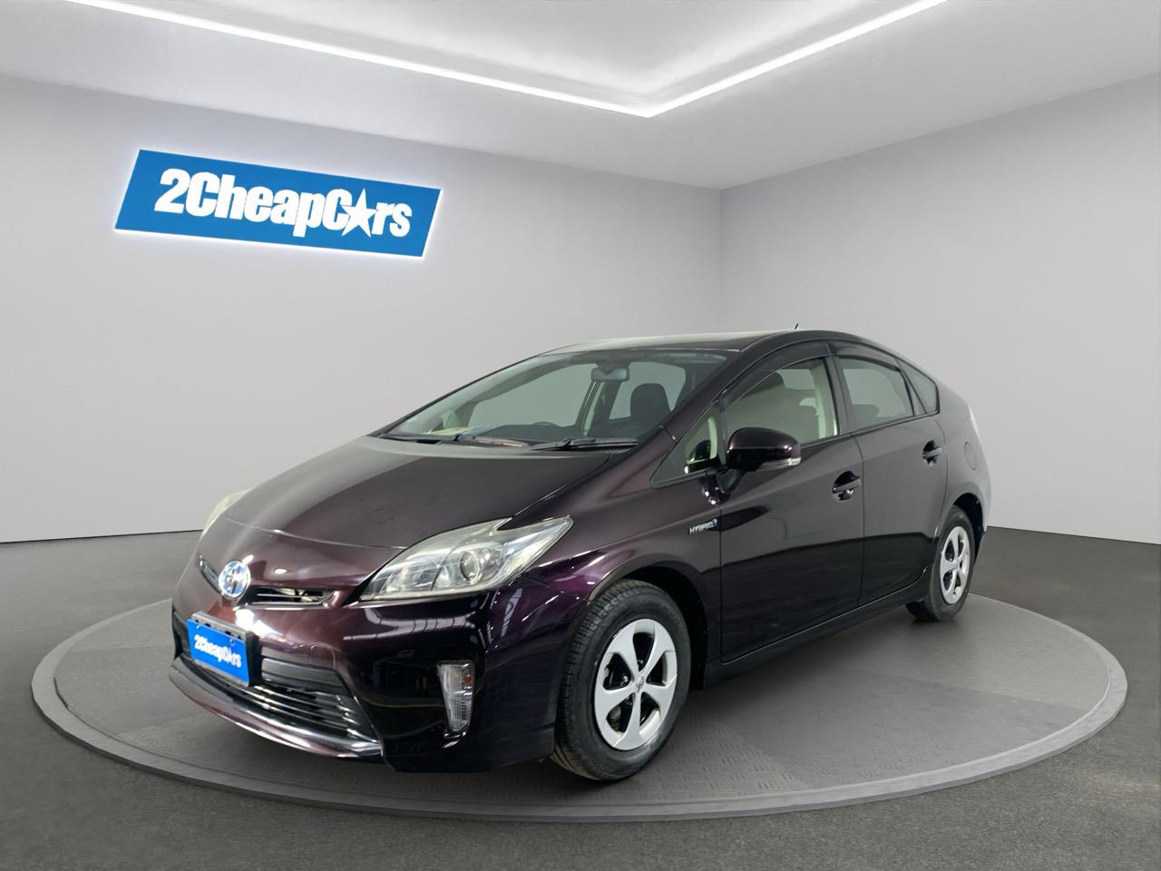 2014 Toyota Prius Hybrid Hatchback