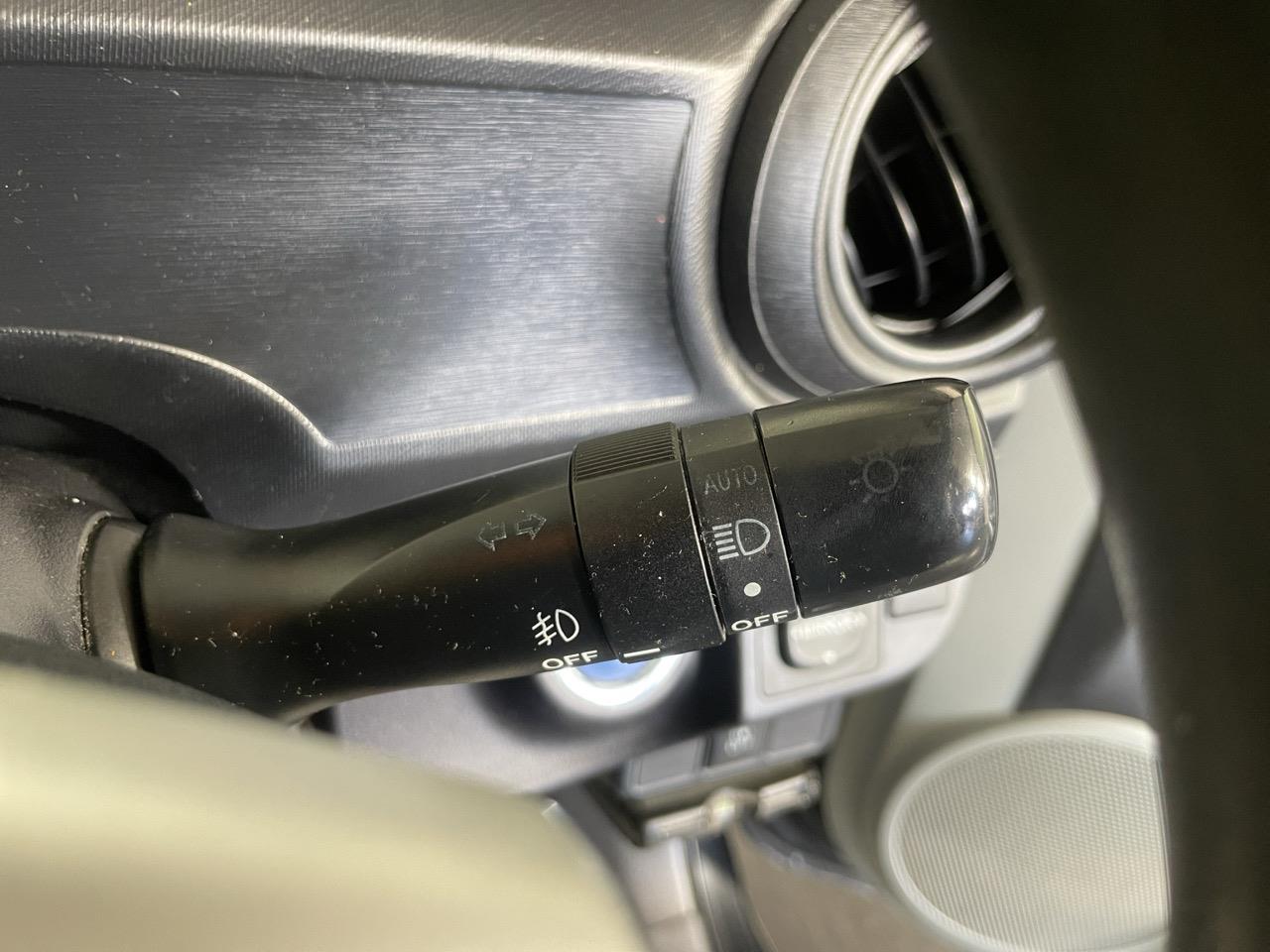 2012 Toyota Aqua G Hatchback REVESING CAMERA + PUSH SRART + AUTO LIGHTS