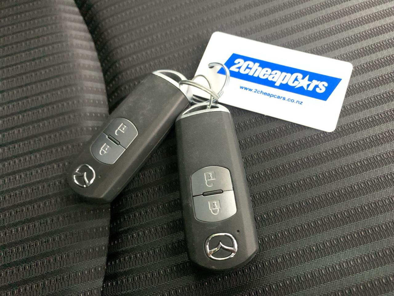 2014 Mazda Axela 3 2.0L Sport Late Shape Hatchback CRUISE CONTROL + PUSH BUTTON START + REVERSING CAMERA