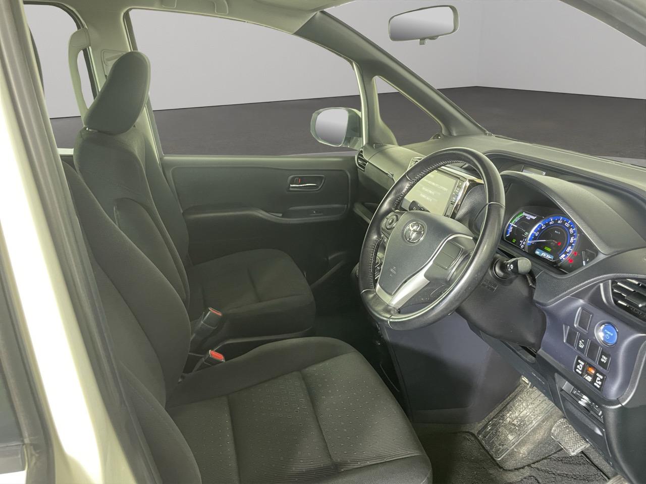 2015 Toyota Voxy HYBRID V People Mover ELECTRIC SLIDING DOORS + REVERSING CAMERA