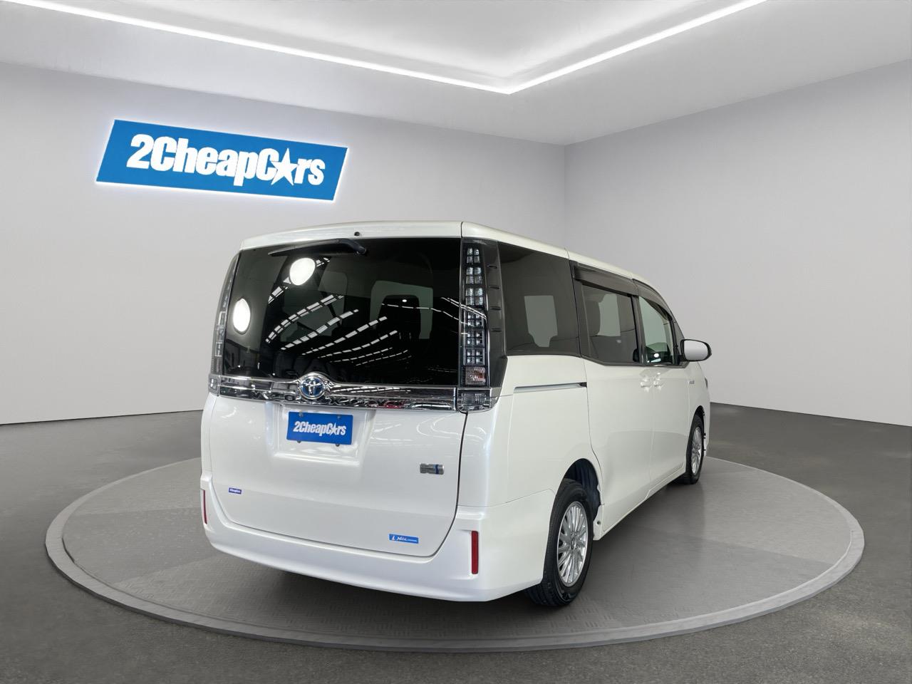 2015 Toyota Voxy HYBRID V People Mover ELECTRIC SLIDING DOORS + REVERSING CAMERA