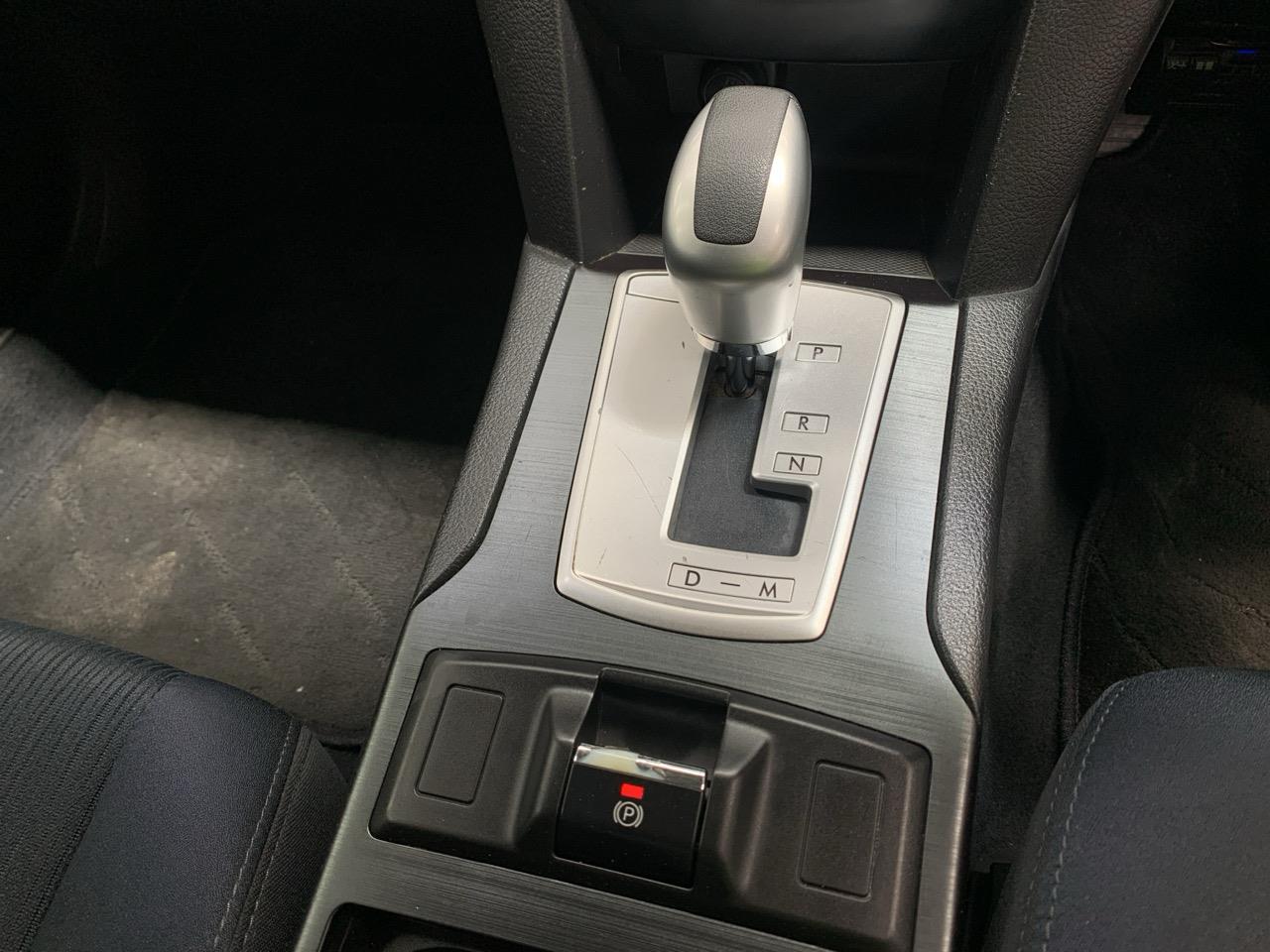 2013 Subaru Legacy WAGON Station Wagon AWD + CRUISE CONTROL + REVERSING CAMERA