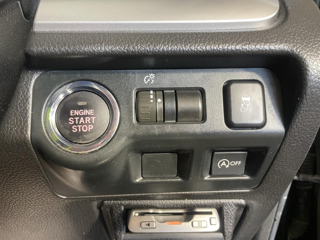 2013 Subaru Impreza G4 2.0I Sedan REVERSING CAMERA + AUTO LIGHTS + PUSH START