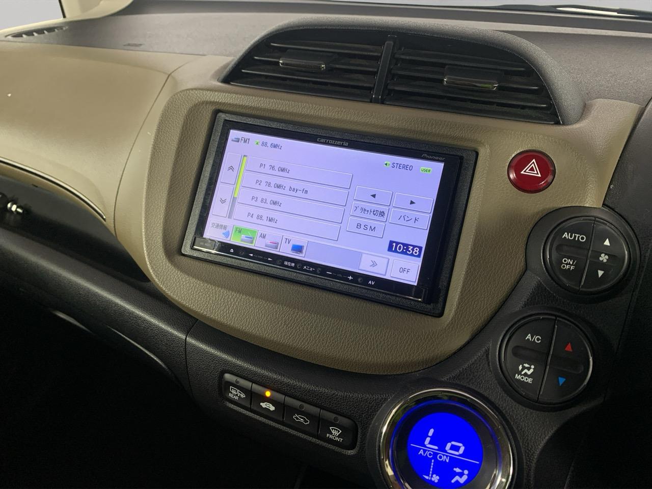 2013 Honda Fit SHUTTLE HYBRID Station Wagon AUTO LIGHTS + KEYLESS ENTRY + GREAT SPACE