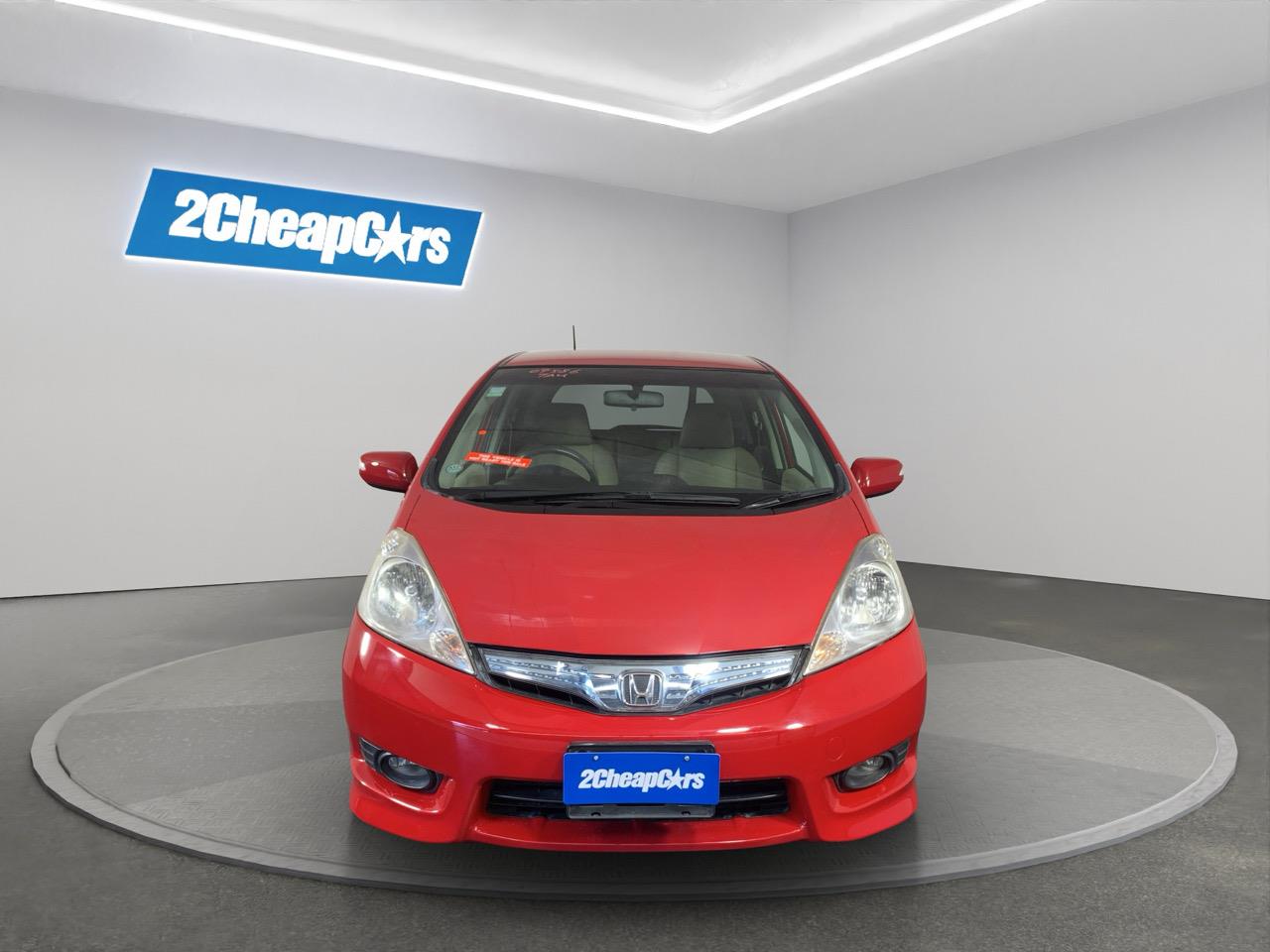 2013 Honda Fit SHUTTLE HYBRID Station Wagon AUTO LIGHTS + KEYLESS ENTRY + GREAT SPACE