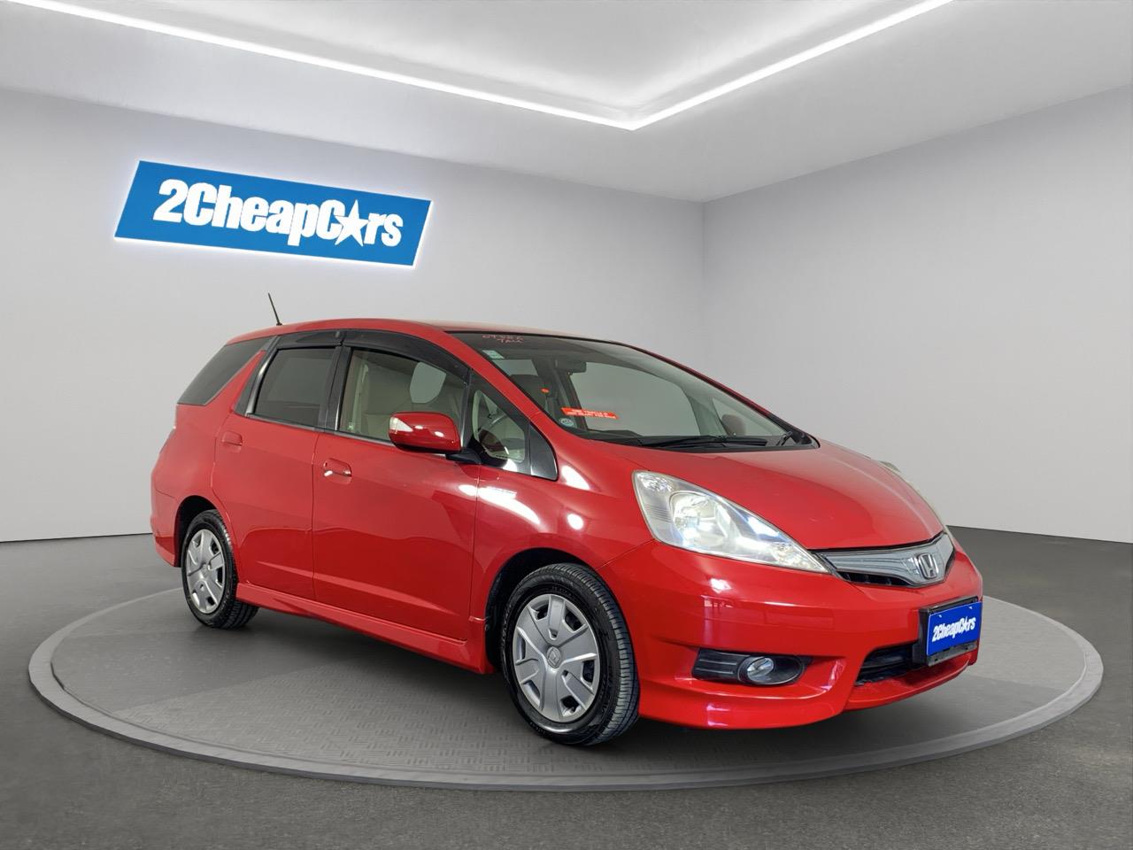 2013 Honda Fit SHUTTLE HYBRID Station Wagon AUTO LIGHTS + KEYLESS ENTRY + GREAT SPACE