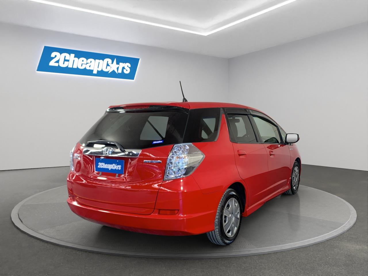 2013 Honda Fit SHUTTLE HYBRID Station Wagon AUTO LIGHTS + KEYLESS ENTRY + GREAT SPACE