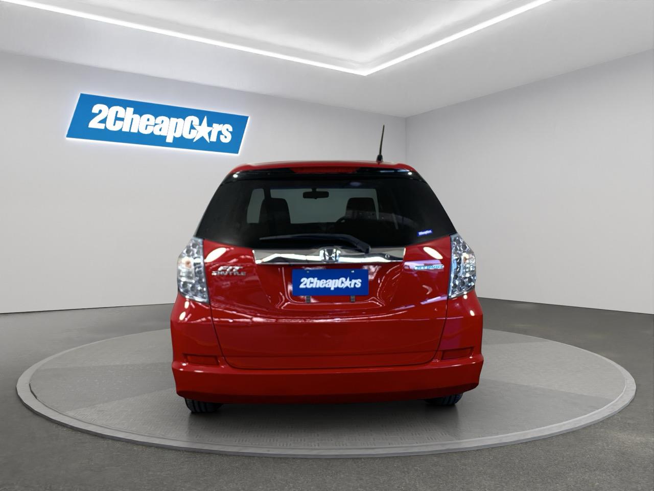 2013 Honda Fit SHUTTLE HYBRID Station Wagon AUTO LIGHTS + KEYLESS ENTRY + GREAT SPACE