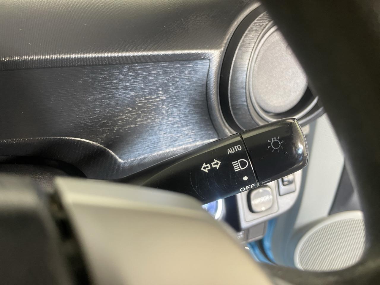 2012 Toyota Aqua S Hatchback AUTO LIGHTS + PUSH START