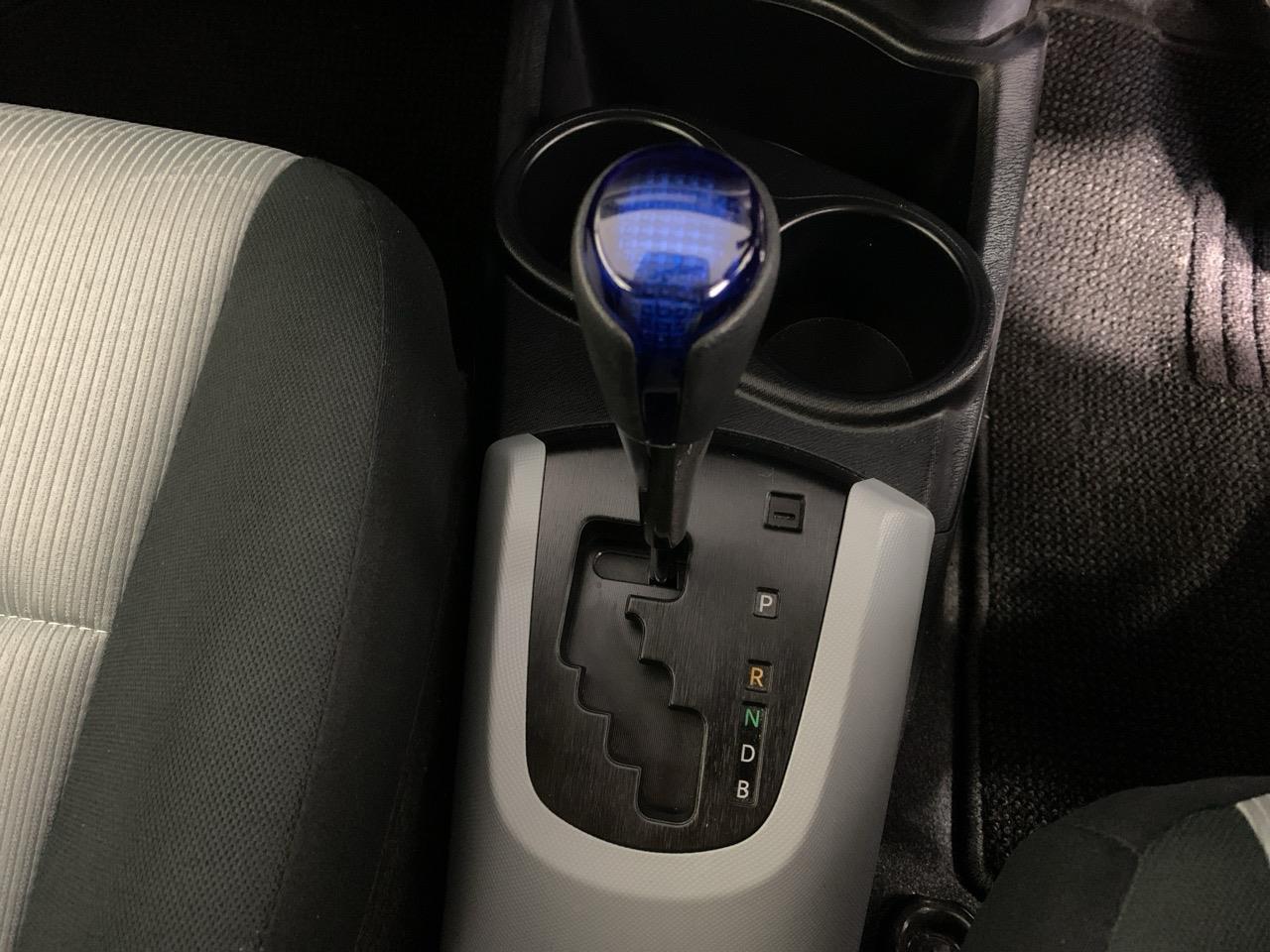 2014 Toyota Aqua S Hatchback REVERSING CAMERA + PUSH BUTTON START + AUTO LIGHTS