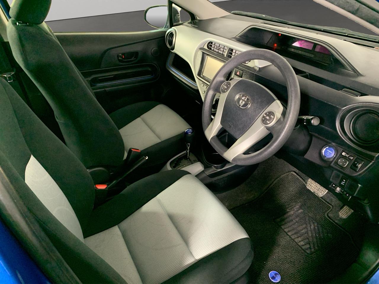 2014 Toyota Aqua S Hatchback REVERSING CAMERA + PUSH BUTTON START + AUTO LIGHTS