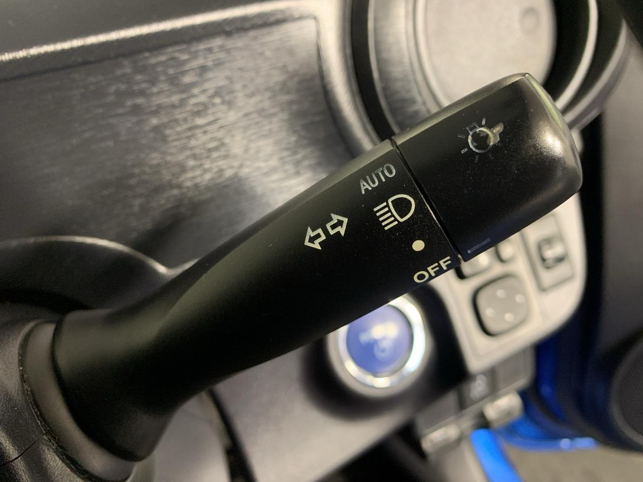 2014 Toyota Aqua S Hatchback REVERSING CAMERA + PUSH BUTTON START + AUTO LIGHTS