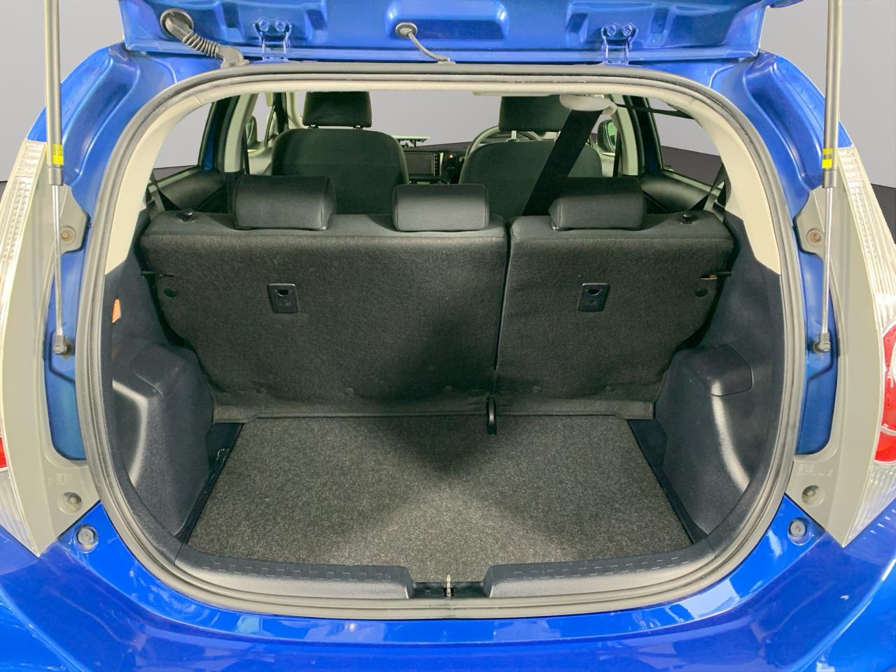 2014 Toyota Aqua S Hatchback REVERSING CAMERA + PUSH BUTTON START + AUTO LIGHTS