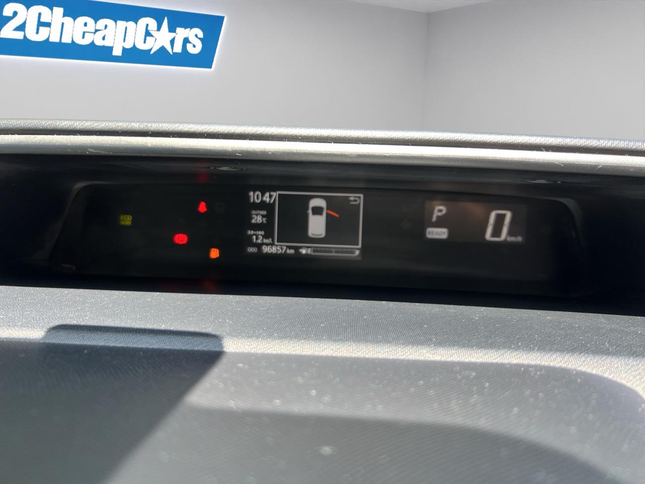 2017 Toyota Aqua New Shape G Hatchback PUSH BUTTON START + AUTO LIGHTS + REVERSING CAMERA