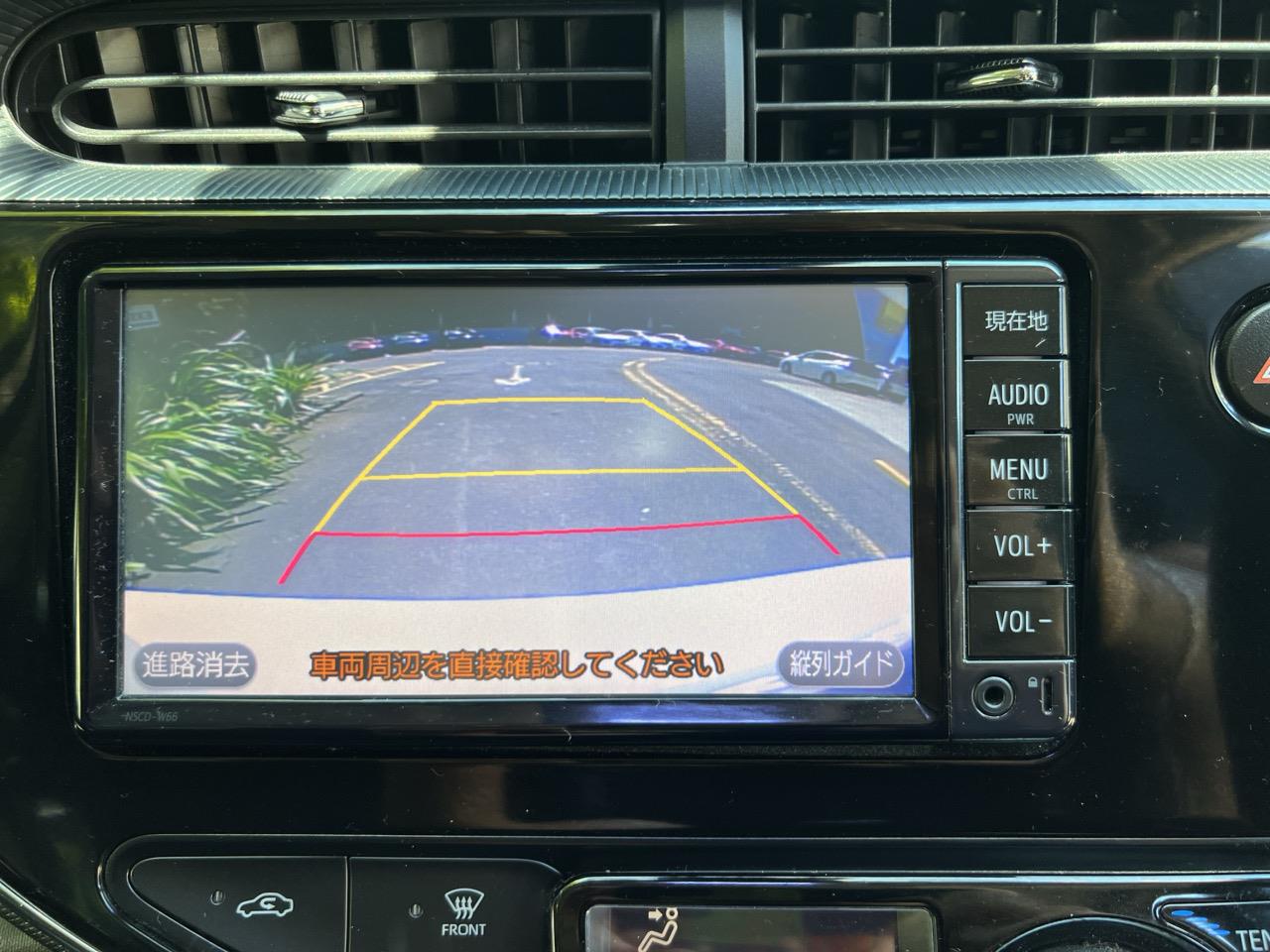 2017 Toyota Aqua New Shape G Hatchback PUSH BUTTON START + AUTO LIGHTS + REVERSING CAMERA