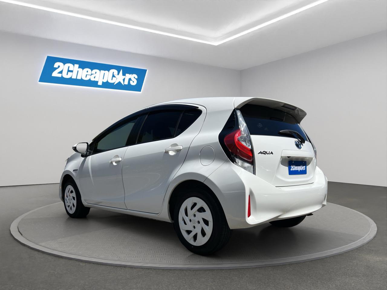 2017 Toyota Aqua New Shape G Hatchback PUSH BUTTON START + AUTO LIGHTS + REVERSING CAMERA