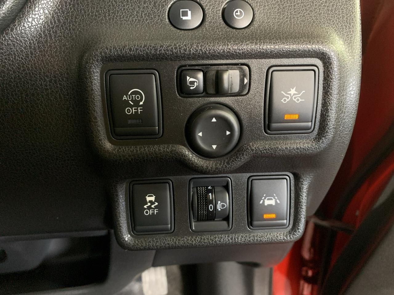 2015 Nissan Note 1.2 X Emergency Brake Package Hatchback LOW KMS + AUTO LIGHTS + REVERSING CAMERA