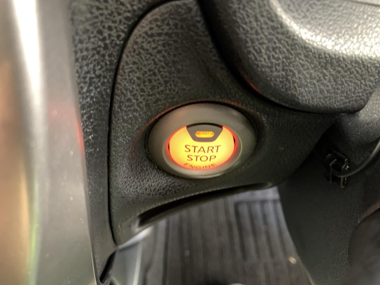 2015 Nissan Note 1.2 X Emergency Brake Package Hatchback LOW KMS + AUTO LIGHTS + REVERSING CAMERA