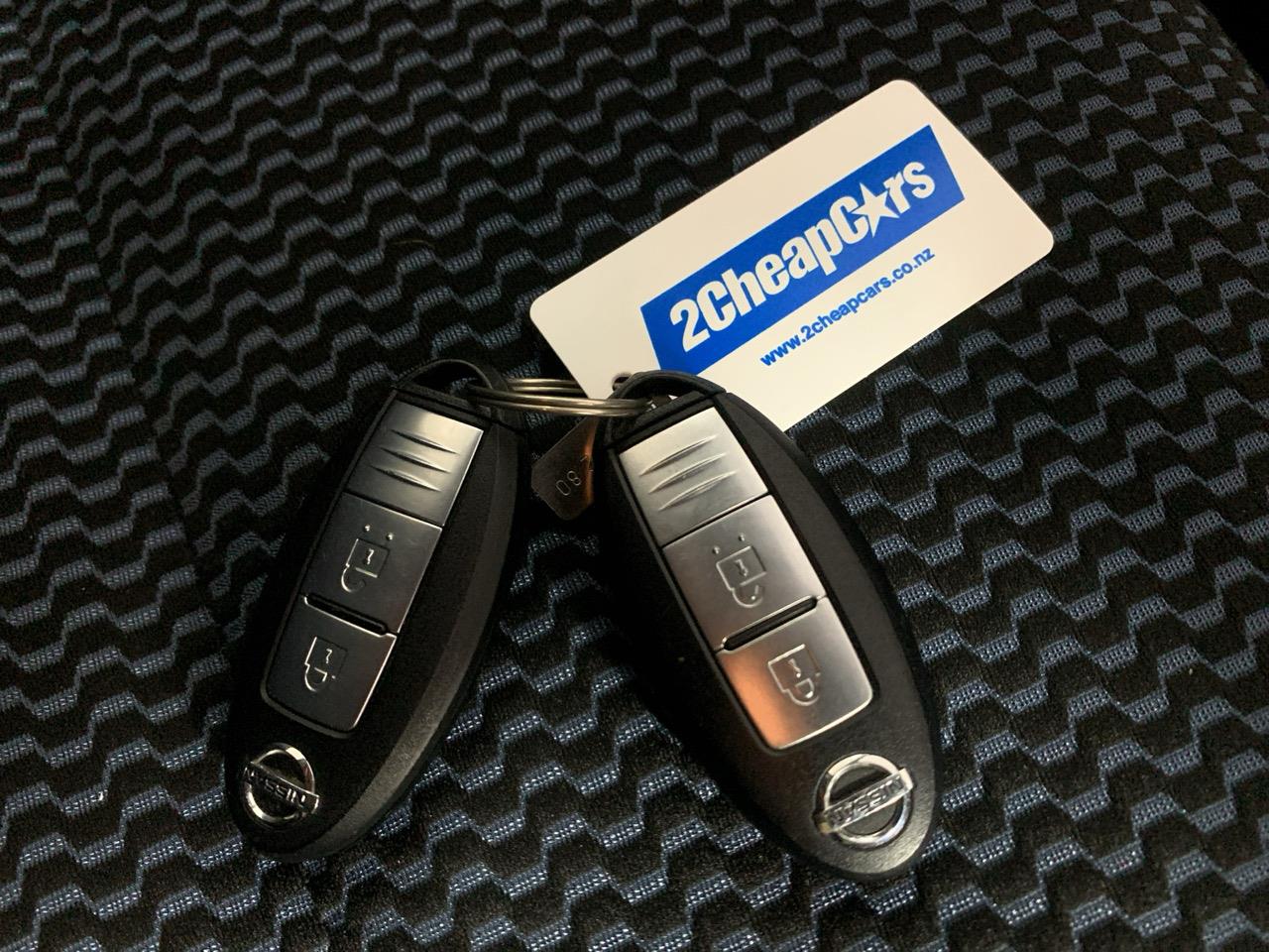 2015 Nissan Note 1.2 X Emergency Brake Package Hatchback LOW KMS + AUTO LIGHTS + REVERSING CAMERA