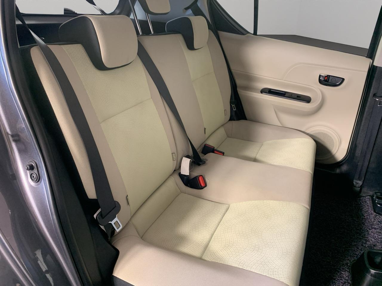 2013 Toyota Aqua G Hatchback REVESING CAMERA + AUTO LIGHTS + PUSH START