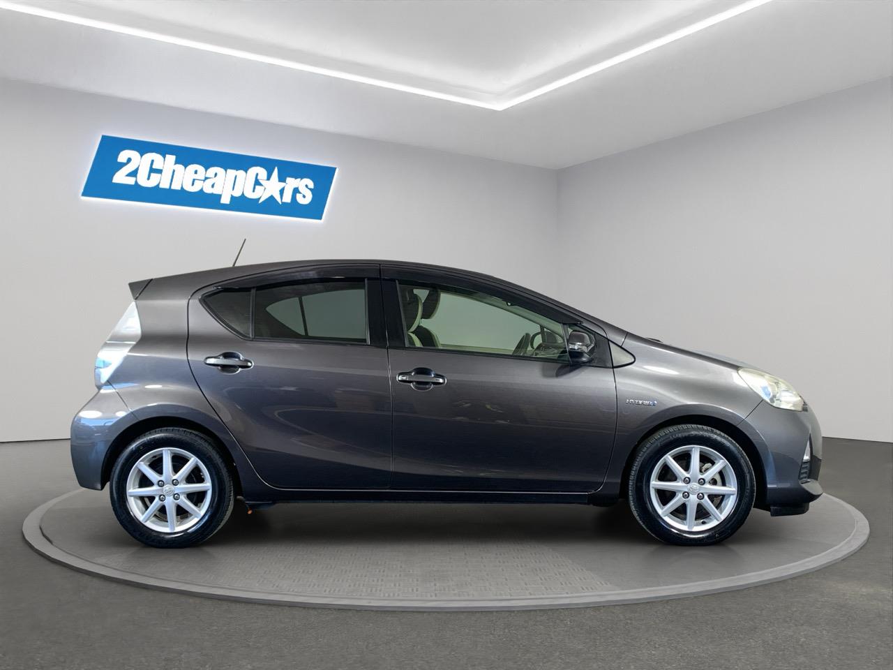 2013 Toyota Aqua G Hatchback REVESING CAMERA + AUTO LIGHTS + PUSH START