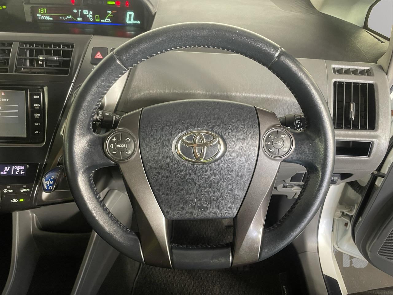 2014 Toyota Prius Alpha S Station Wagon REVERSING CAMERA + SMART KEY + AUTO LIGHTS