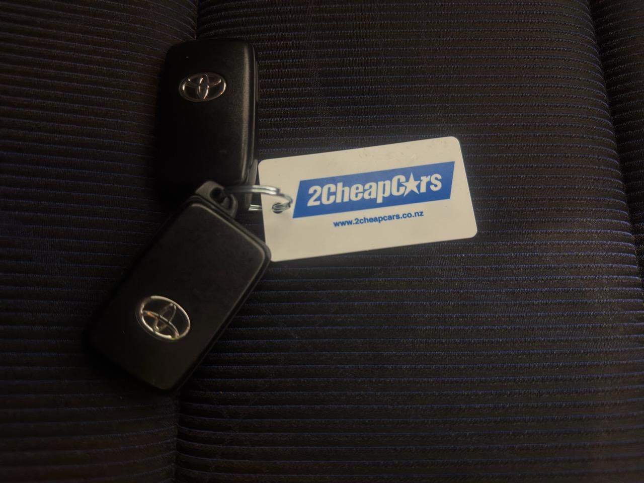 2015 Toyota Aqua Facelift Model S Hatchback REVERSING CAMERA + AUTO LIGHTS + PUSH BUTTON START