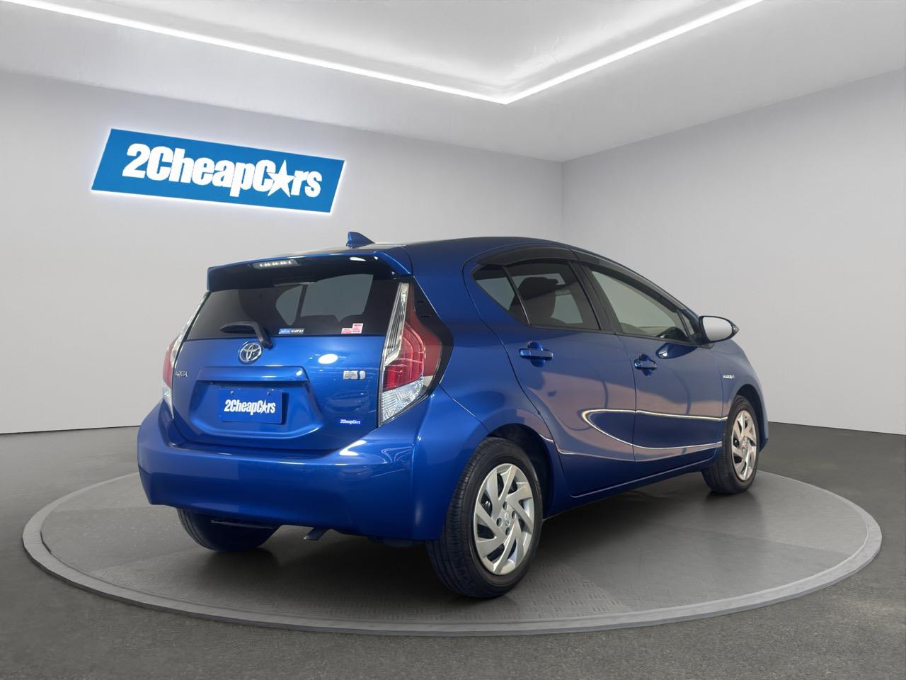 2015 Toyota Aqua Facelift Model S Hatchback REVERSING CAMERA + AUTO LIGHTS + PUSH BUTTON START