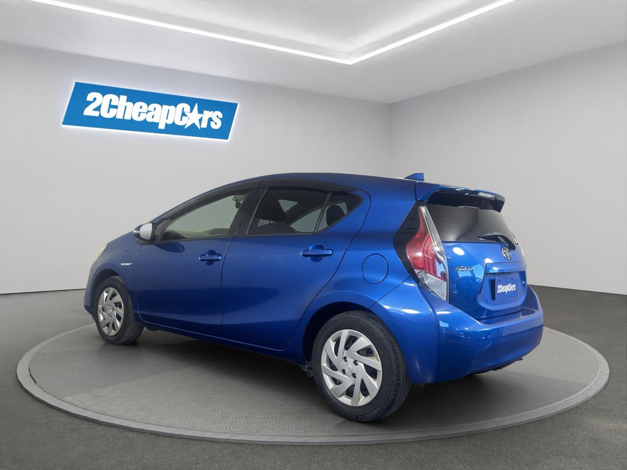 2015 Toyota Aqua Facelift Model S Hatchback REVERSING CAMERA + AUTO LIGHTS + PUSH BUTTON START