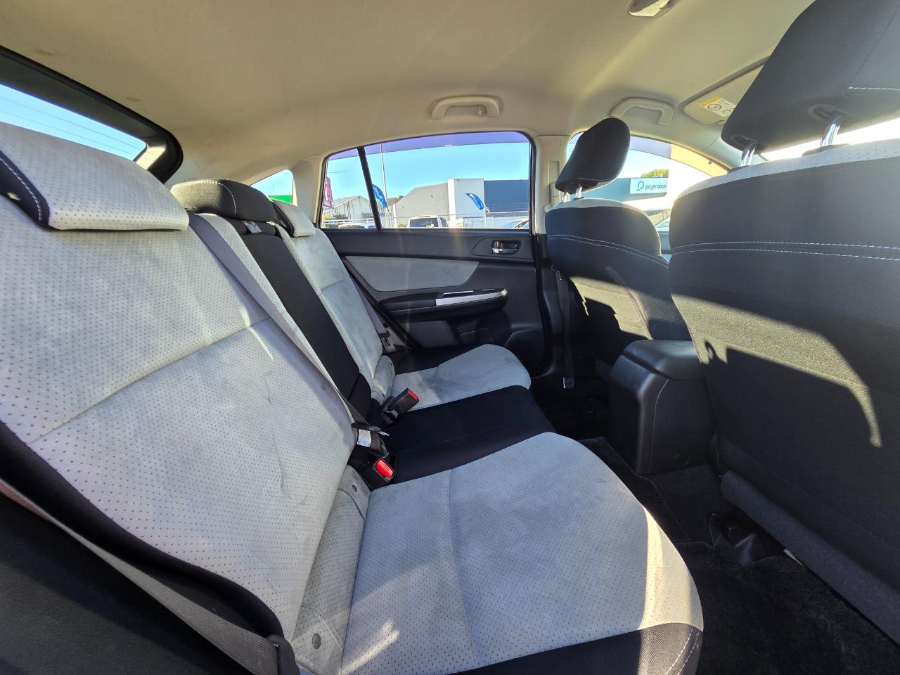 2014 Subaru XV HYBRID 2.0 L EYESIGHT AWD Hatchback AWD + CRUISE CONTROL + PADDLE SHIFT