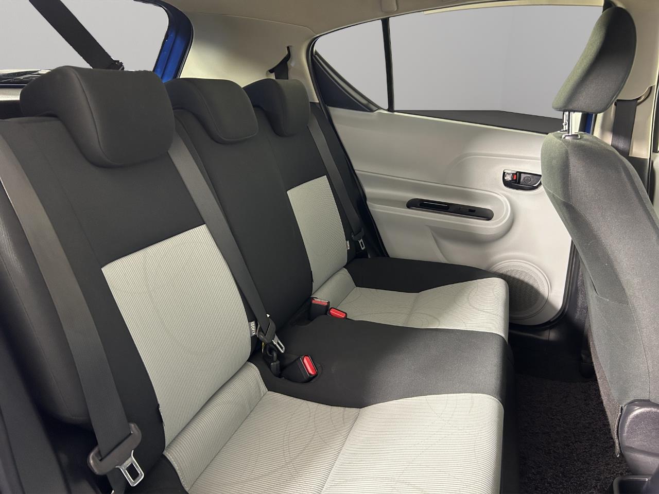 2012 Toyota Aqua S Hatchback REVERSING CAMERA + SMART KEY + AUTO LIGHTS