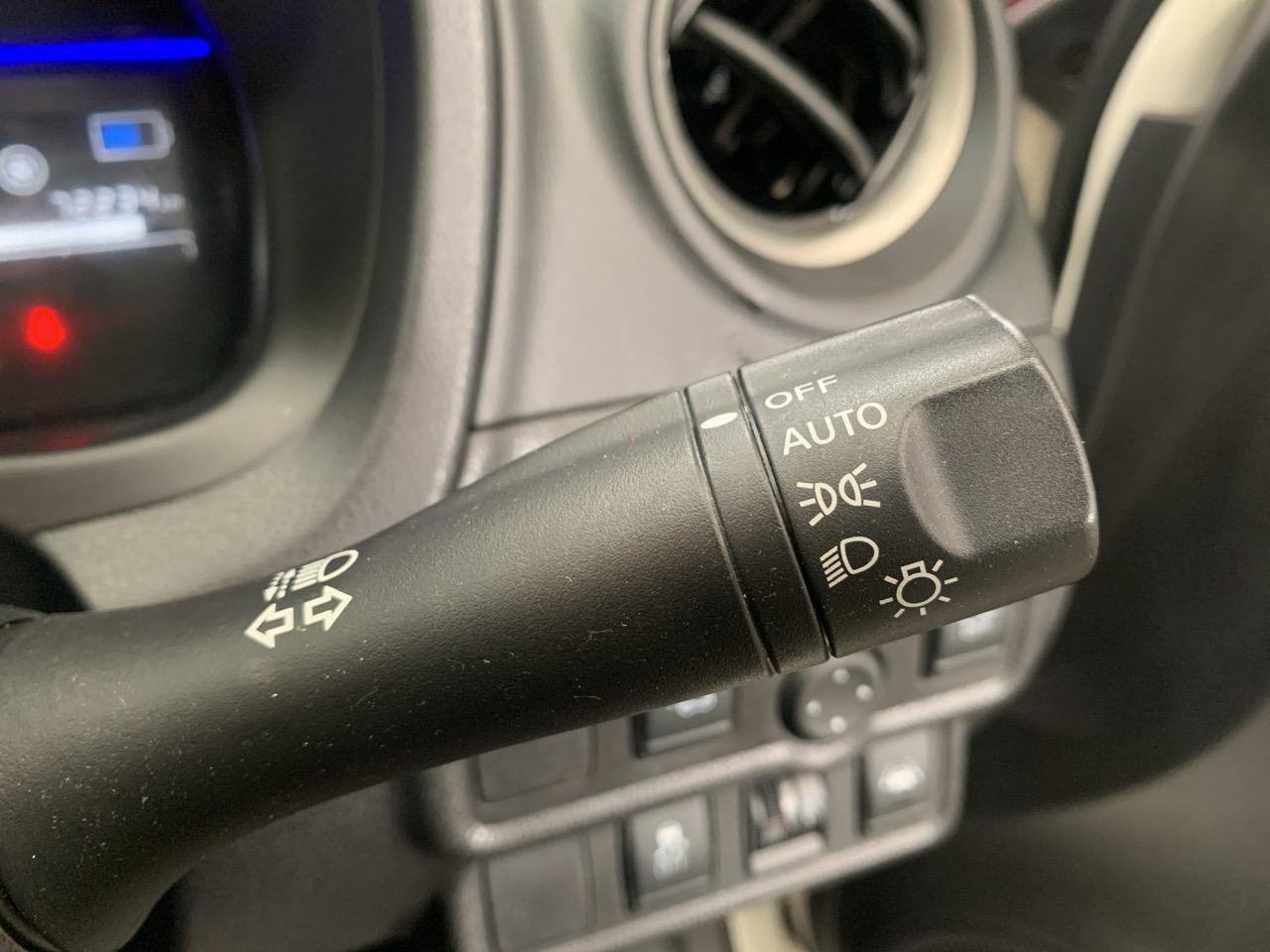 2020 Nissan Note e-power Hatchback REVERSING CAMERA + PUSH BUTTON START + AUTO LIGHTS