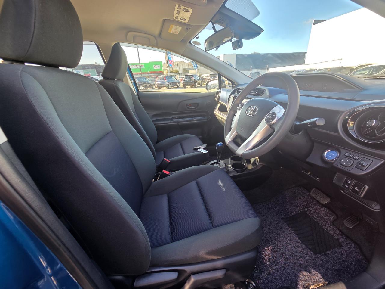 2016 Toyota Aqua Facelift Model S Hatchback LOW KM + SMART KEY + REVERSING CAMERA