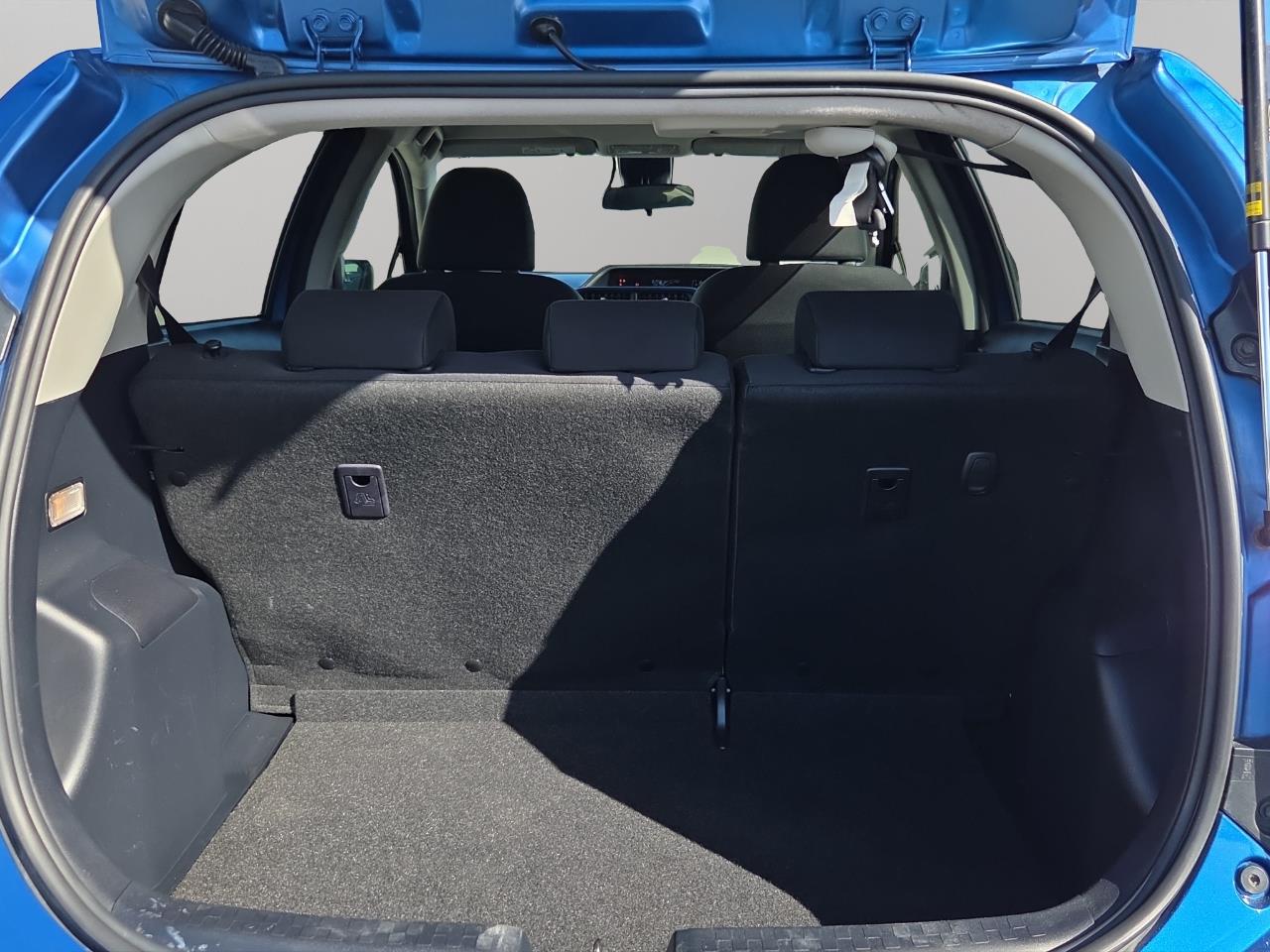 2016 Toyota Aqua Facelift Model S Hatchback LOW KM + SMART KEY + REVERSING CAMERA