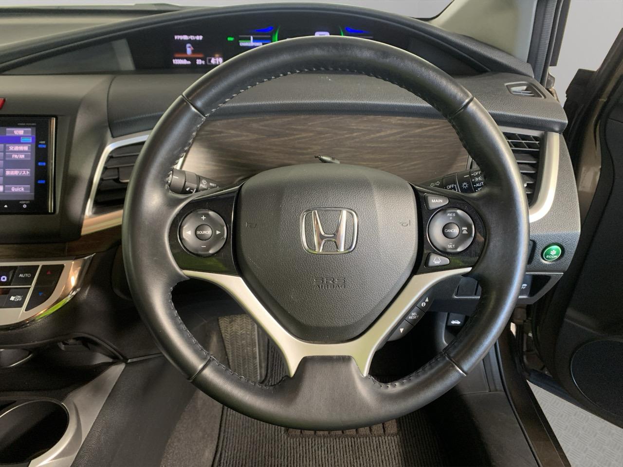 2015 Honda JADE Honda Sensing Hybrid People Mover REVESING CAMERA + CRUISE CONTROL + HONDA SENSING