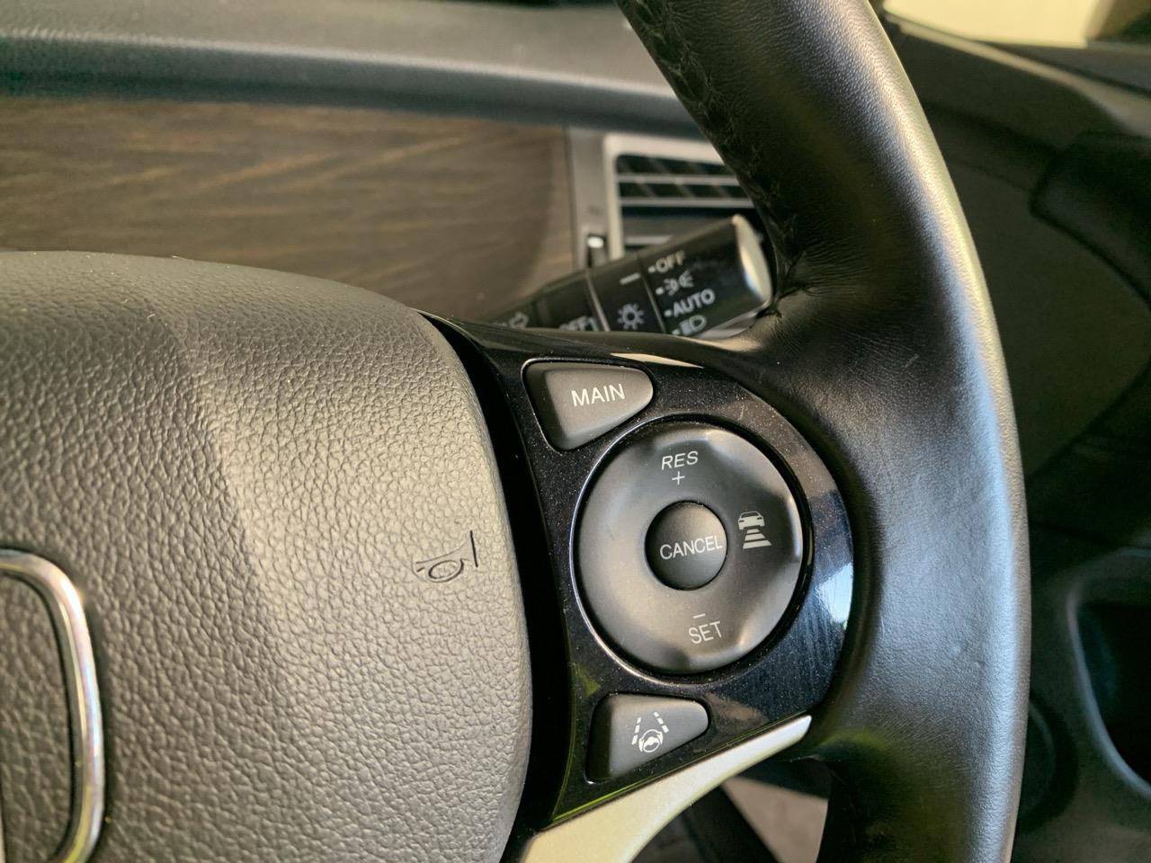 2015 Honda JADE Honda Sensing Hybrid People Mover REVESING CAMERA + CRUISE CONTROL + HONDA SENSING