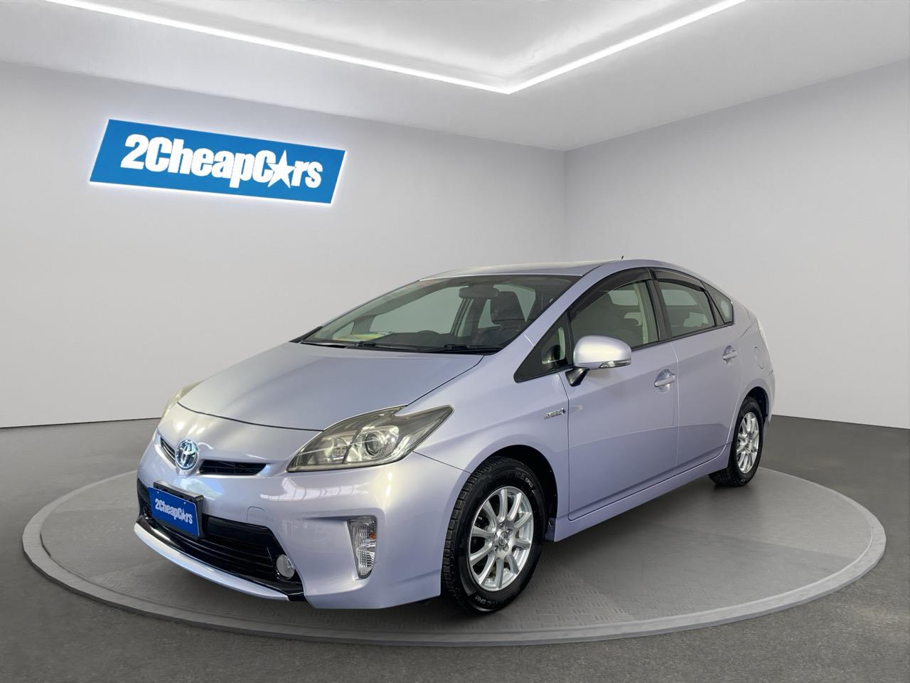 2013 Toyota Prius G Hatchback