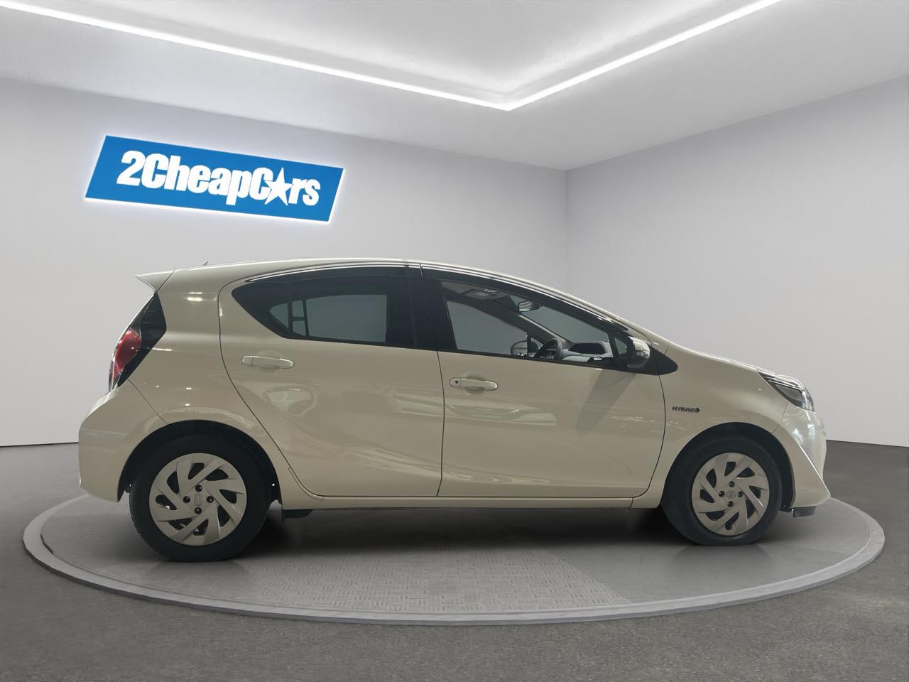 2017 Toyota Aqua New Shape G Hatchback PUSH BUTTON START + AUTO LIGHTS