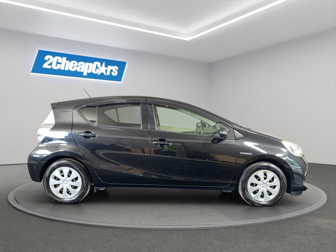 2013 Toyota Aqua S Hatchback PUSH BUTTON START + AUTO LIGHTS + REVERSING CAMERA