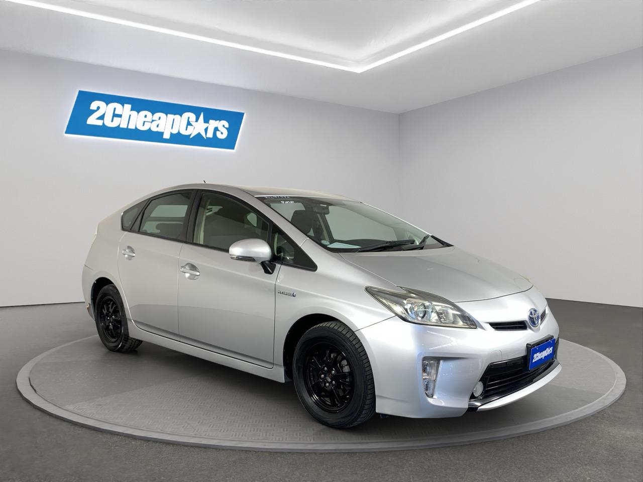 2012 Toyota Prius G Hatchback REVERSING CAMERA + PUSH BUTTON START + AUTO LIGHTS