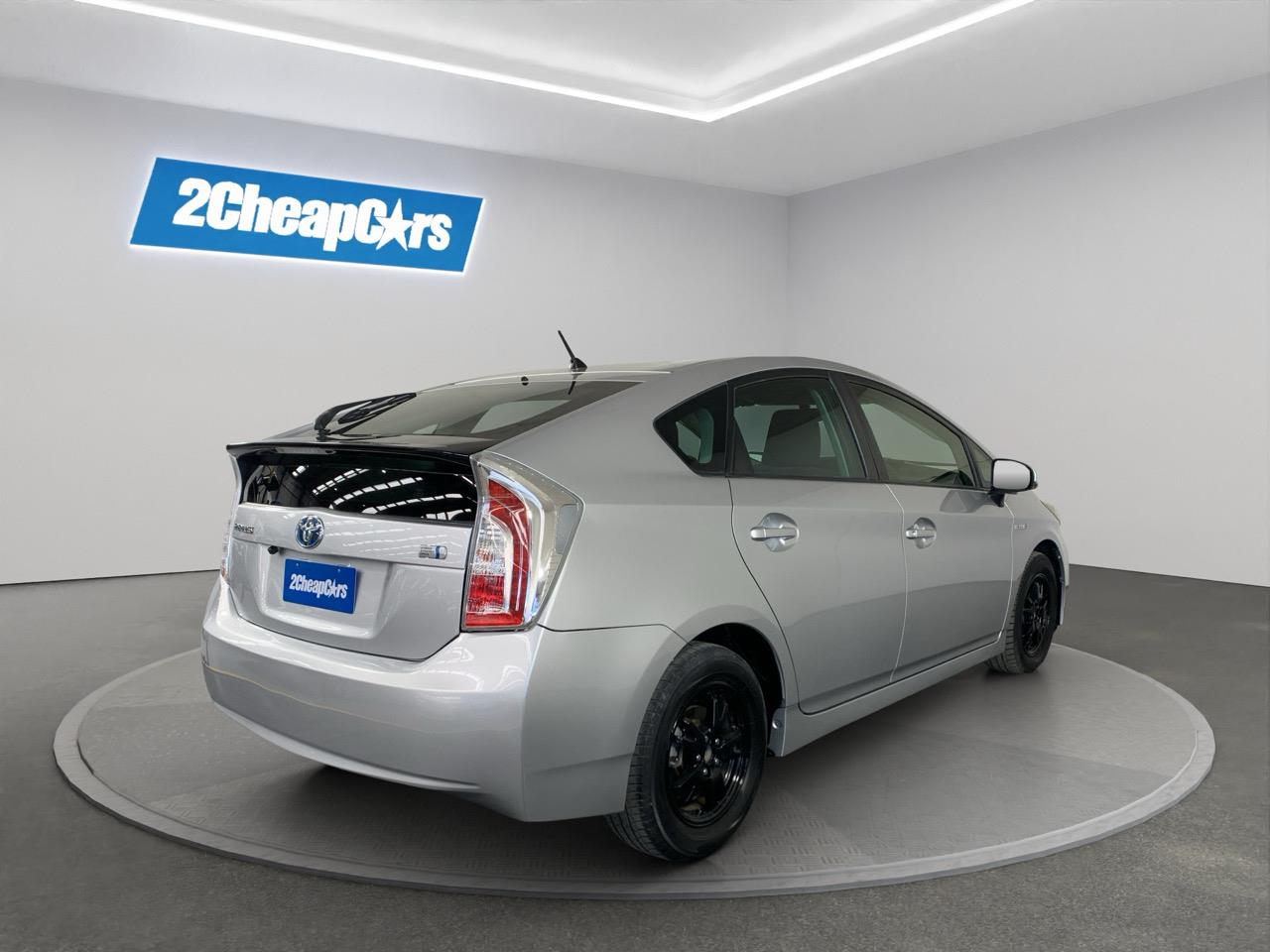 2012 Toyota Prius G Hatchback REVERSING CAMERA + PUSH BUTTON START + AUTO LIGHTS