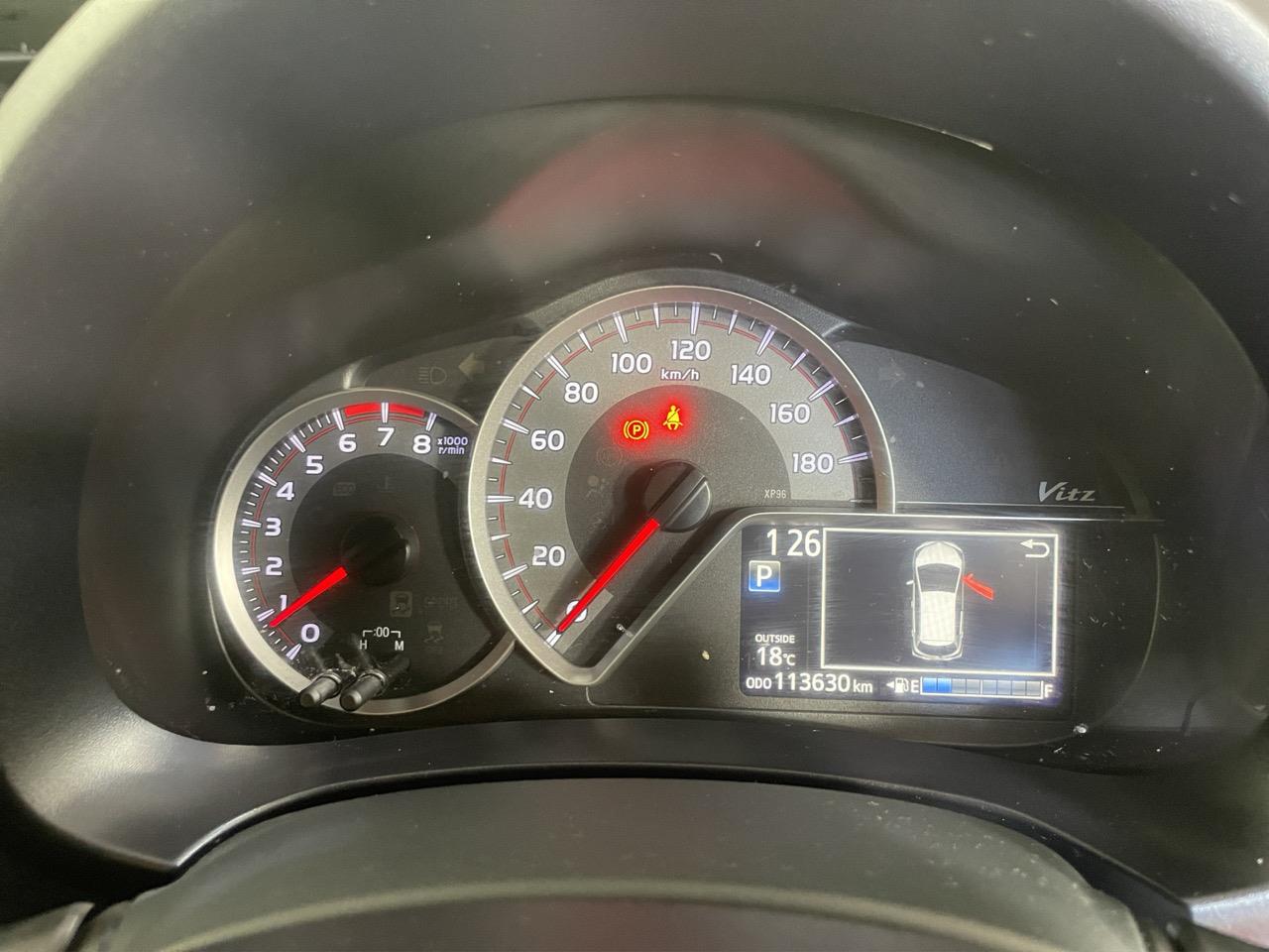 2015 Toyota Vitz 1.3 Hatchback REVERSING CAMERA + PUSH BUTTON START