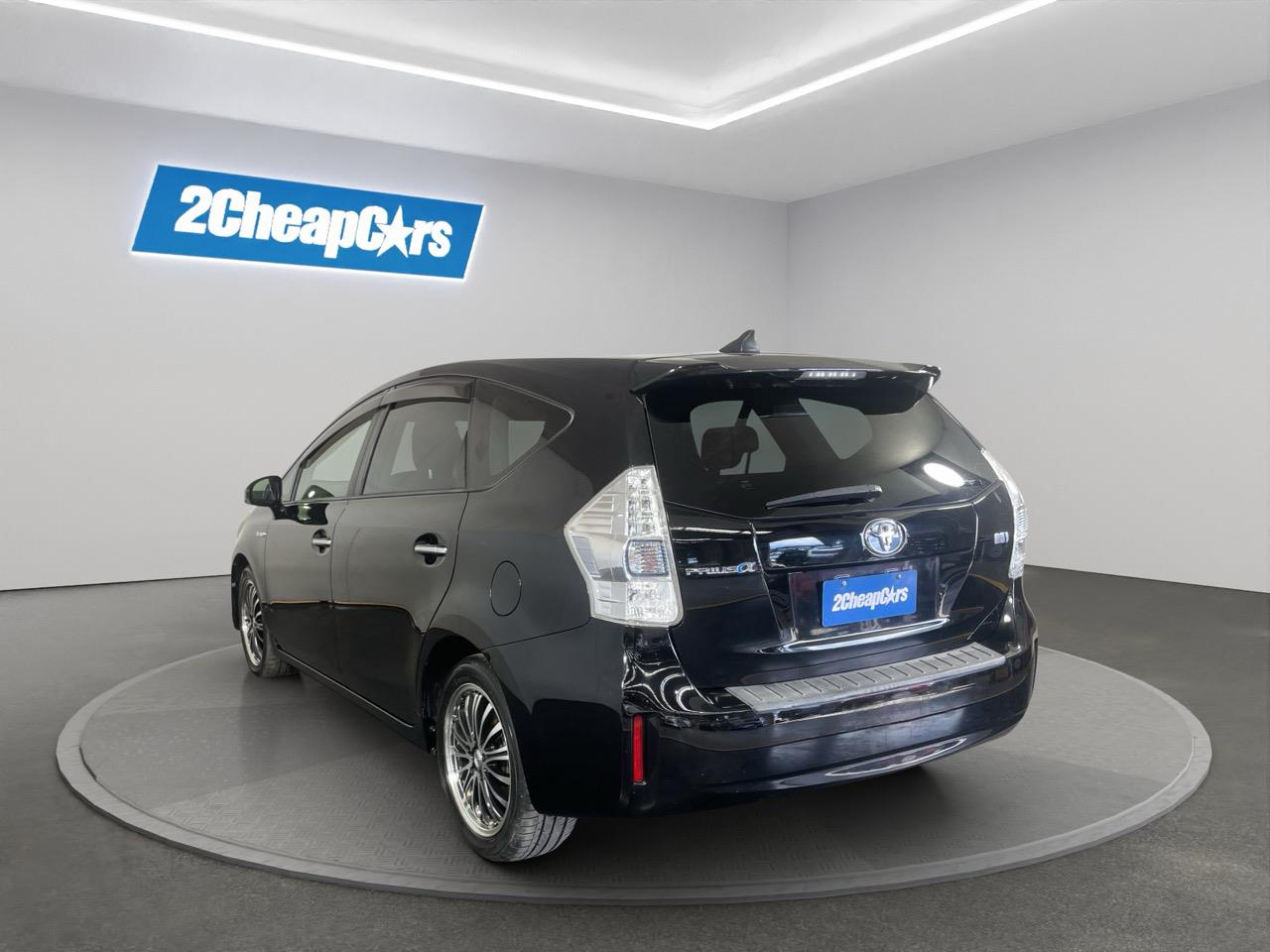 2014 Toyota Prius Alpha S Station Wagon REVERSING CAMERA + AUTO LIGHTS + PUSH BUTTON START