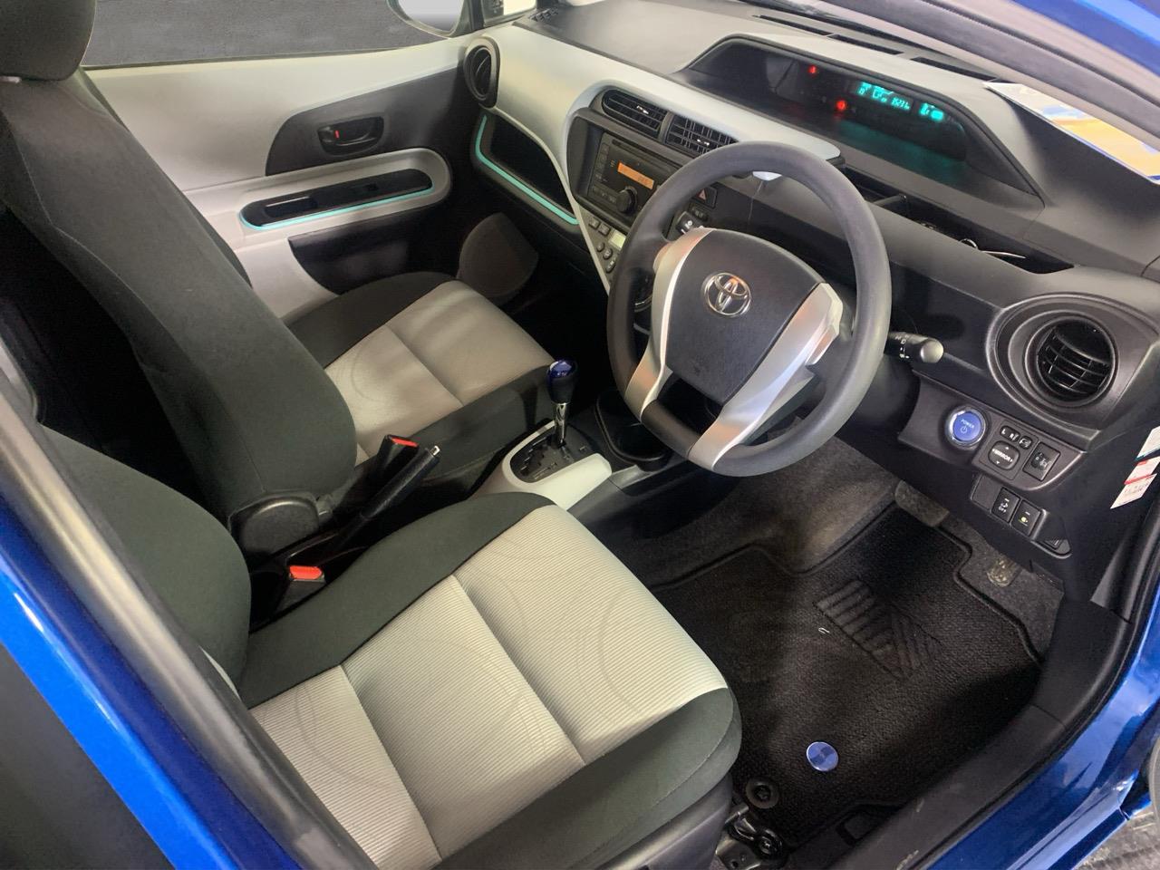 2012 Toyota Aqua S Hatchback LOW KM + HEATED SEATS + PUSH BUTTON START