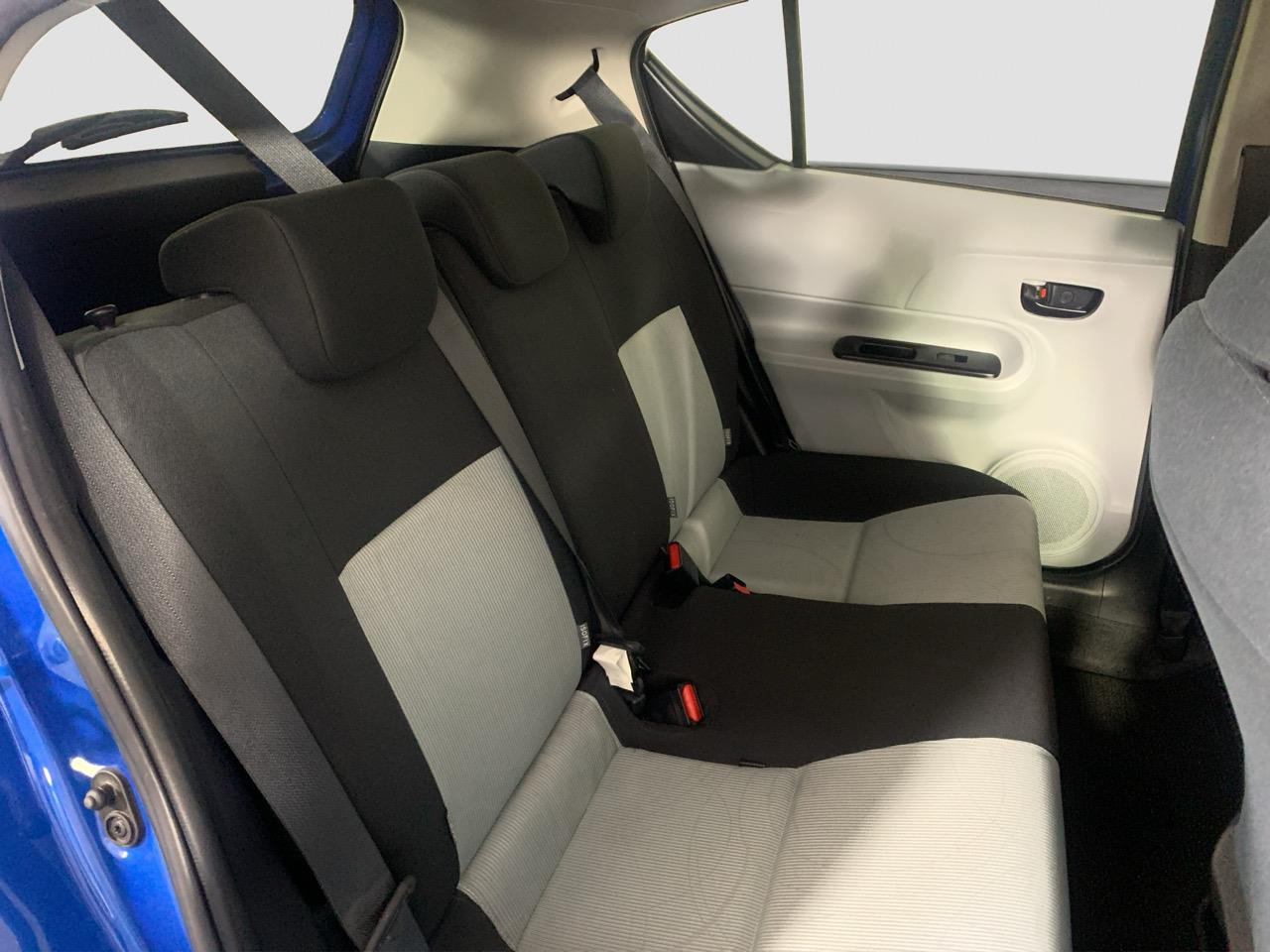 2012 Toyota Aqua S Hatchback LOW KM + HEATED SEATS + PUSH BUTTON START